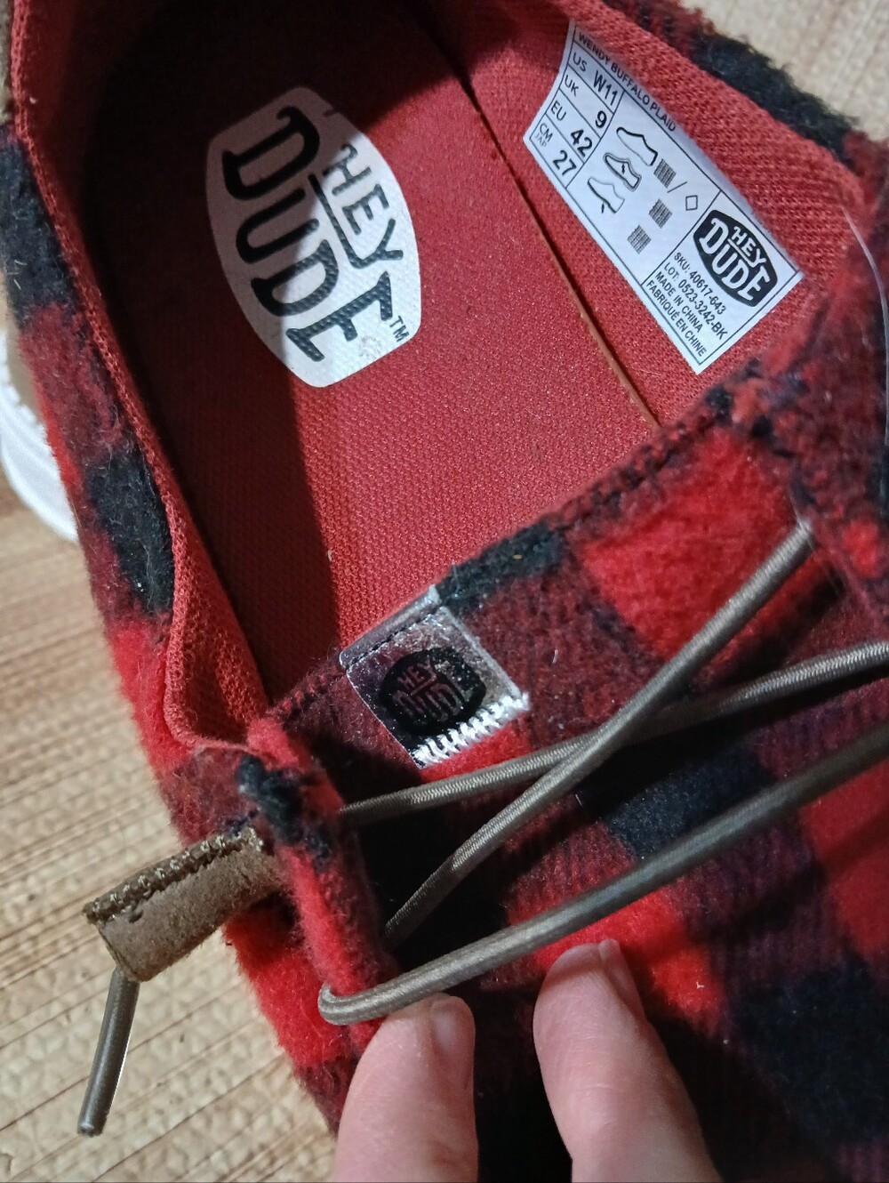 Hey Dude Wendy Buffalo Plaid Shoes Red/Black 40657-610- Women's  11 Euc - Picture 4 of 8